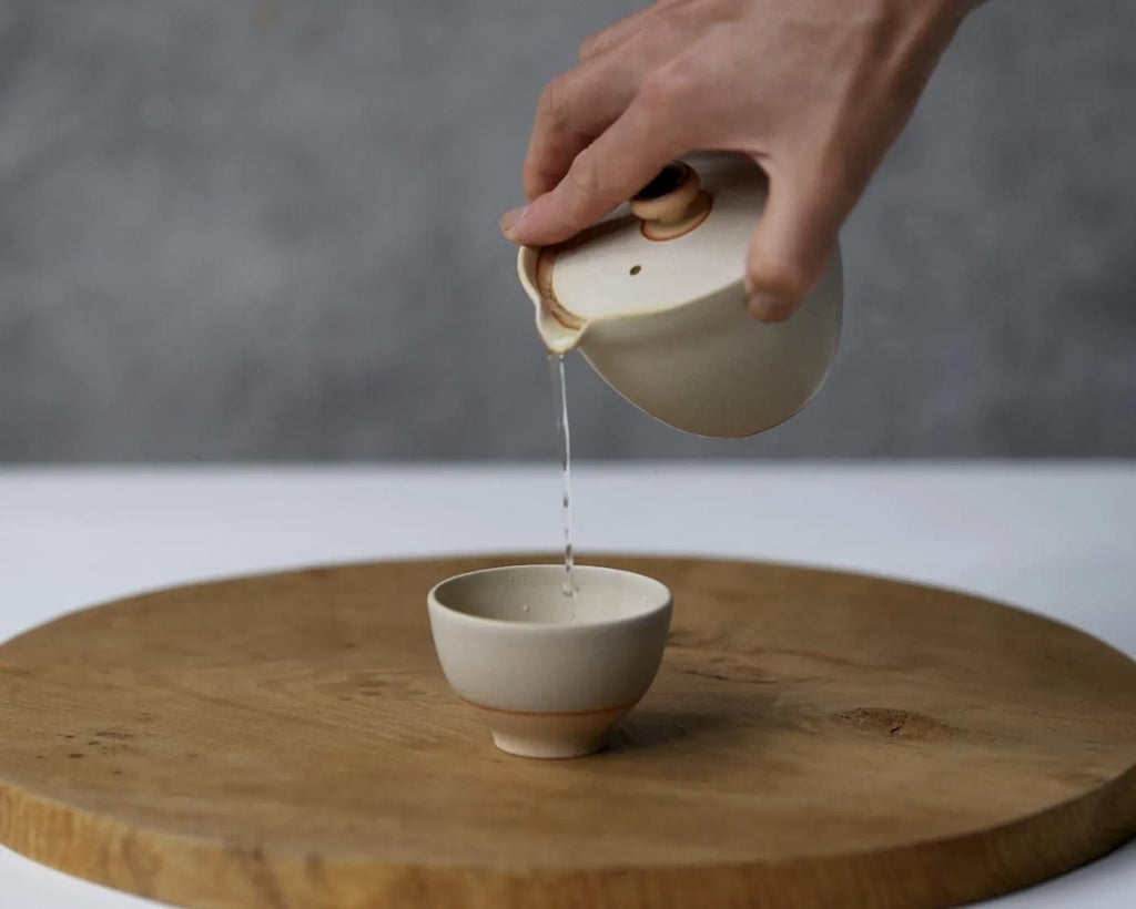 Kyu-Su Hitori Teapot & Cup