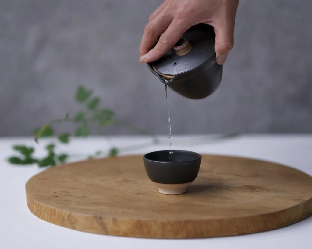 Kyu-Su Hitori Teapot & Cup