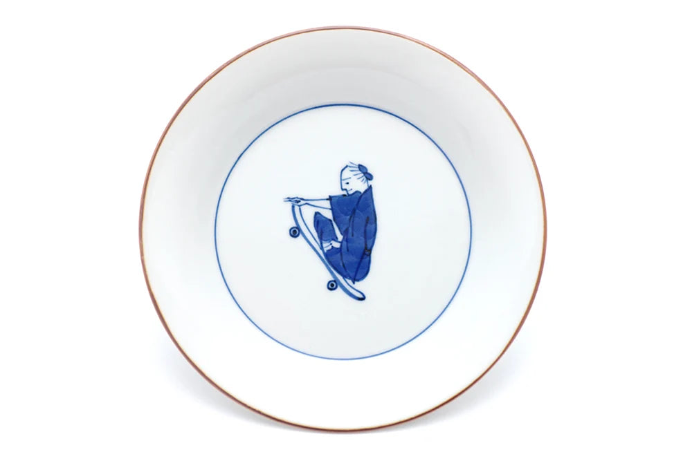 Choemon Kiln Ceramic Plate with Skateboarder